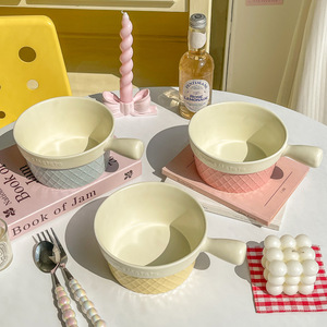 Juego de tazones de cerámica Hakuna Matata apilables con asa para comida, café, té y fiestas. - Product Image 3
