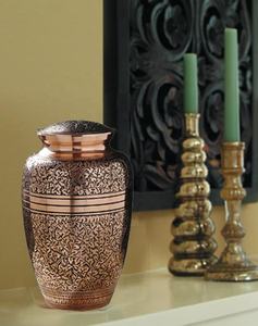 Urna de cremación personalizable ecológica de lujo de latón de hoja de roble clásica para cenizas humanas grabado tamaño adulto - Product Image 2