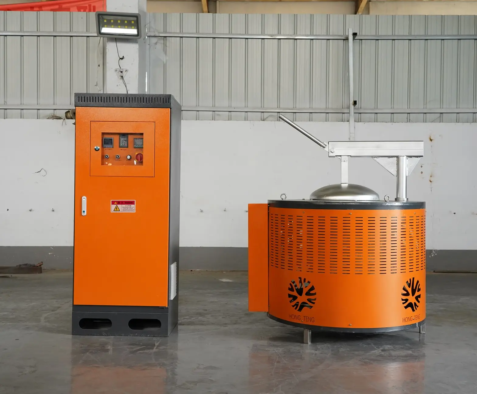 アルミスクラップ溶解炉0.5-1.0トン容量アルミインゴット鋳造型ライン