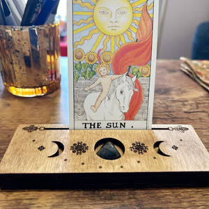 Tableau pendule <span class=keywords><strong>de</strong></span> méditation personnalisé découpé au laser gravé phase <span class=keywords><strong>de</strong></span> lune oracle support en bois porte-cartes <span class=keywords><strong>de</strong></span> tarot - Product Image 4