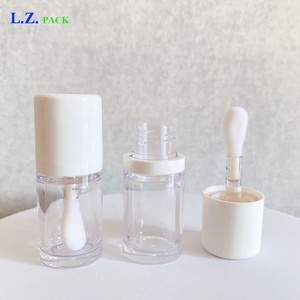 LZ Pack Newest Round 9ml Black White Big Wand Lipgloss <span class=keywords><strong>Tubes</strong></span> Chubby Custom Repulpant Lip Gloss <span class=keywords><strong>Tubes</strong></span> Packaging With Big Wand - Product Image 4