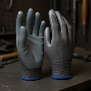 Gants de travail de protection en polyester noir TTAKE avec revêtement en nitrile, Italie - Product Image 3