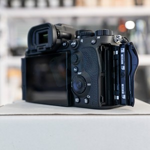 กล้องมิเรอร์เลส HFT Professional <span class=keywords><strong>A7</strong></span> <span class=keywords><strong>V</strong></span> รุ่น ILCE-7M5 ตัวกล้องเท่านั้น ขายส่ง - Product Image 6