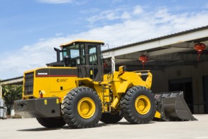 Chargeuse sur pneus XG953H neuve haute performance de 5 tonnes avec godet pour roche et grappins à vendre - Product Image 4