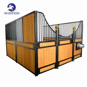 Étable à <span class=keywords><strong>chevaux</strong></span> préfabriquée portable de 10 pieds sur mesure avec toit en acier galvanisé, <span class=keywords><strong>abri</strong></span> extérieur pour bétail - Product Image 1