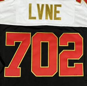 <span class=keywords><strong>Camiseta</strong></span> de Fútbol Americano para Hombre, SF Niners, Cosida, 100% Poliéster, Negra y Blanca, Cuello en V, Uniforme Deportivo, Parche de Capitán, para Juego y Uso Casual - Product Image 3