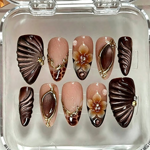 Faux ongles en amande pour l'automne et l'hiver, 30 pièces, avec feuille d'or 3D, effet œil de chat, fleur, étoile, perle, pour manucure DIY tendance - Product Image 1