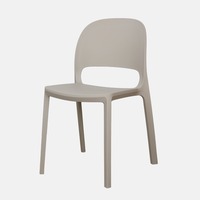 Chaise d'appoint en plastique PP taupe à découpe dorsale unique, empilable, moderne, pour intérieur et extérieur, bistrot, patio, café
