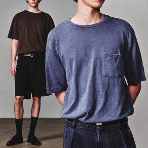 เสื้อยืดคอกลมแขนสั้นทรงวินเทจสำหรับผู้ชาย ผ้าฝ้าย 100% ทรงปกติ ระบายอากาศได้ดี เป็นมิตรกับสิ่งแวดล้อม ทรงไหล่ตก มีกระเป๋า - Product Image 1