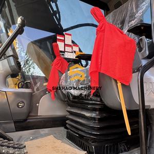 Excavatrice sur chenilles d'occasion Caterpillar 320D2 de 20 tonnes, haute valeur, haute qualité, pour projets municipaux - Product Image 2