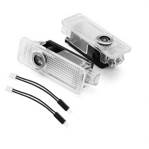 ไฟส่องประตูแบบ LED รุ่น Bmhd012 สำหรับรถยนต์ BMW พร้อมโลโก้ ไฟต้อนรับ ไฟ Ambient Lighting สำหรับติดตั้งเพิ่มเติม - Product Image 1
