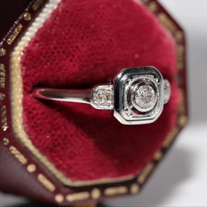 Anillo de compromiso de diamante creado en laboratorio de moda para mujer antigua 1,99-3.99CTw Regalo de boda en plata esterlina - Product Image 3