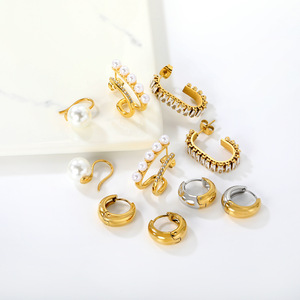 Boucles d'oreilles en acier inoxydable, imitation perle, rondes, géométriques, minimalistes, bijoux de mode pour femmes - Product Image 1