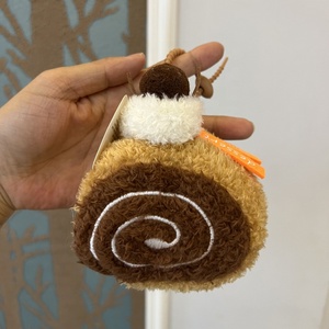 Personalizable <span class=keywords><strong>Kawaii</strong></span> Cake <span class=keywords><strong>café</strong></span> muñeco de peluche llavero suave mochila encanto PP algodón relleno pedido mínimo 200 Uds para promoción - Product Image 6