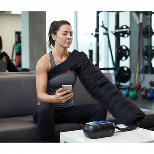 Botas de Masaje de Compresión Recargables de 12 Cámaras para la Reparación Muscular Post-Entrenamiento y el Manejo del Dolor Crónico. - Product Image 3