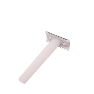 มีดโกนสองคมแบบใช้แล้วทิ้ง พลาสติกปลอดเชื้อ สำหรับการผ่าตัดทางการแพทย์และใช้ในบ้าน บรรจุแยกชิ้น 1 ชิ้น - Product Image 1