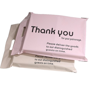 Sacs postaux d'emballage de vêtements roses personnalisés écologiques sac de transport d'emballage de remerciement avec poignée - Product Image 3