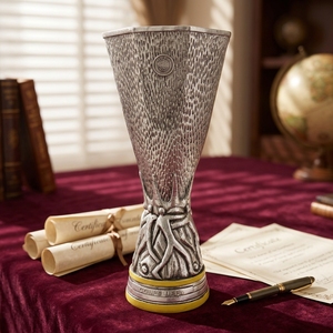 Factory Wholesale Customizable Waterproof Europa <strong>League</strong> Resin Crafts Trophy <strong>Cup</strong> - Product Image 4