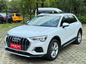 Concessionnaire recherché : <span class=keywords><strong>Audi</strong></span> <span class=keywords><strong>Q3</strong></span> 35 <span class=keywords><strong>TFSI</strong></span> 1.4T 7DCT FWD 2022 d'occasion avec sièges en cuir, toit panoramique, caméra de recul, LED, ESP, exportation mondiale - Product Image 1