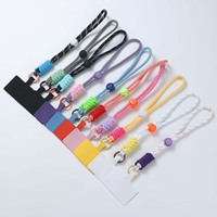 Vente en gros directe usine : Cordons de poignet universels réglables pour smartphone avec patch, bracelet DIY avec languette pour coques de téléphone portable