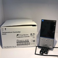 Nouveau contrôleur de température 1 pièce pour Pxf5aey2-1w100, en boîte, livraison gratuite, neuf, authentique, en stock, avec une garantie d'un an.