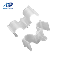 Vente en gros de prise de fil en nylon en double pince à fil en forme de U Clips de routage de câble en nylon pour carte de circuit imprimé