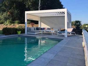 ศาลาพักผ่อนกลางแจ้งแบบกันน้ำ โครงอะลูมิเนียมเคลือบสีฝุ่น ระบบปรับอากาศชีวภาพ หลังคาพับเก็บได้ ควบคุมด้วยมอเตอร์และรีโมท - Product Image 3