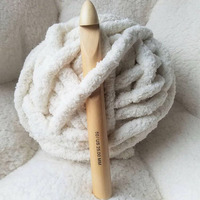 Bojay Wholesale and Retail Arm Knit Giant Soft Velvet Thick Jumbo 100% Polyester Big Chunky Chenille Yarn