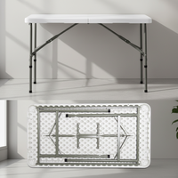 Table pliante rectangulaire moderne en fer blanc portable pour le camping, les mariages et les événements en plein air