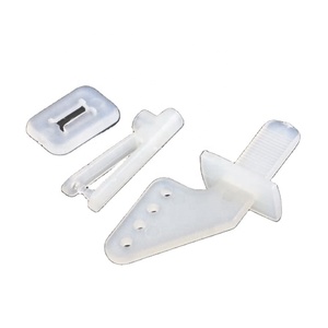 Soporte <span class=keywords><strong>de</strong></span> espuma KT con ajuste rápido <span class=keywords><strong>de</strong></span> cuatro orificios para ángulo <span class=keywords><strong>de</strong></span> timón, para piezas <span class=keywords><strong>de</strong></span> aviones - Product Image 1
