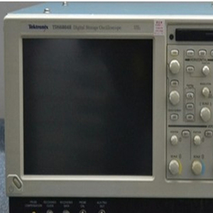 Nuevo Osciloscopio Digital de Almacenamiento Tektronix TDS6804B de Cuatro Canales, 8GHz, 20GS/s, Alta Precisión, 1 Año de Garantía, Pruebas de Múltiples Voltajes - Product Image 4