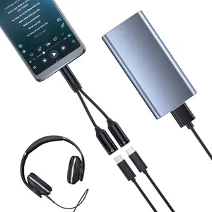 Adaptor kabel Audio 2 in 1 pemisah Headphone USB C ke USB ganda