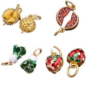 Collar de cadena de anillos sueltos básico DIY de acero inoxidable chapado en oro de 18K con colgante de fruta de verano y dijes finos - Product Image 1