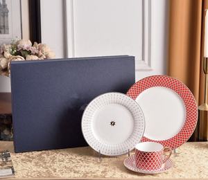 Russian Royal Style Luxury Eco-Friendly Bone China 4-Piece Dinnerware Set for Wedding Party Restaurants - Product Image 6