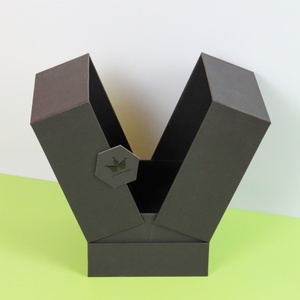 Crown Win <b>Magnetic</b> Black Perfume <b>Box</b> Double Door Open Packaging Jewelry Luxury Gift <b>Box</b> Happiness Wedding Favor Kutu Paper Boxes - Product Image 3