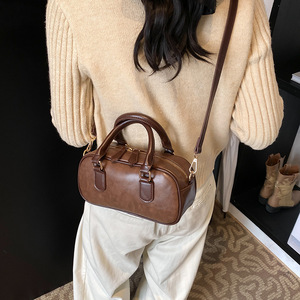 Nouveauté 2025 : Sac à main femme style coréen, très tendance, avec double fermeture éclair décorative, en polyester imperméable, idéal pour les voyages. - Product Image 4