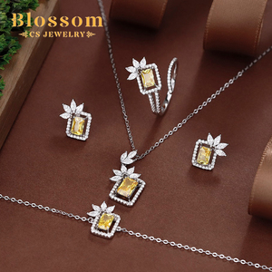 Hoa CS Đồ Trang Sức Bán Buôn 925 Sterling <span class=keywords><strong>Silver</strong></span> Bạc Trang Sức Trang Sức Vuông Vàng Cubic Zirconia Mặt Dây Chuyền Tốt Vòng Cổ Set Cho Phụ Nữ - Product Image 1
