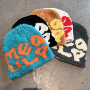 Berretti Invernali Y2K di Alta Qualità per Donna, Personalizzabili con Logo, in Mohair Soffice, Cappello Lavorato a Maglia con Lettere - Product Image 3