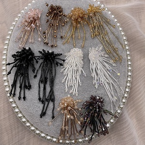 Patchs perlés de fleurs de gland en tissu avec appliques de perles de cristal perlées à la main pour bricolage chaussures chapeaux boucles d'oreilles accessoires vestimentaires - Product Image 2