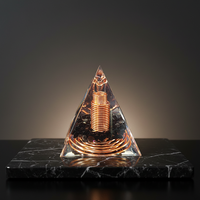 Obsidian-Kristallsplitter Harz-Spiralspirale Pyramide Kreative Handgefertigte Heimdekoration Handwerk Liktwind SFD-004
