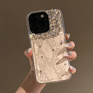 Ivanhoe Chất lượng cao sáng bóng Trường hợp vớ<span class=keywords><strong>i</strong></span> Rhinestone rắn Lớp phủ da cho iPhone 16 15 14 13 12 Pro Max Bling - Product Image 4