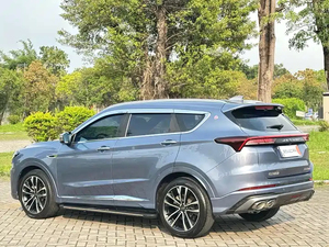 Voiture d'occasion JETOUR à vendre 2021 X70 PLUS 1.6T Di PRO+ 197HP FWD SUV 5 places Véhicules d'occasion pas chers Vente en gros Exportation de voitures d'occasion - Product Image 2
