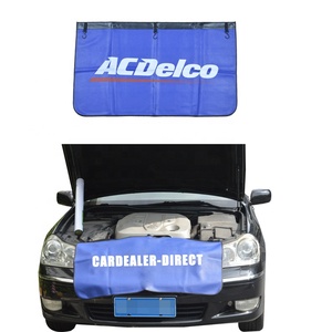 Funda Impermeable para Guardabarros de Coche Hecha de PU con Imán - Product Image 1