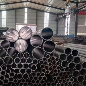 Tuyau/tube en <span class=keywords><strong>acier</strong></span> hydraulique en alliage sans couture <span class=keywords><strong>E470</strong></span>/20MnV6 de haute qualité pour la longueur personnalisée standard ASTM de Machine de rodage d'alésage de cylindre - Product Image 1