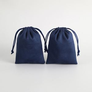 Bolsa de Terciopelo Negra Personalizada al por Mayor con Cordón y Logotipo Impreso, 7x9cm, Contenedor Portátil para Joyas - Product Image 2