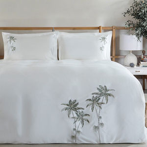 Meilleure vente ensemble de literie brodé motif solide ensembles de housse de couette antibactérienne perméable à l'air confortables pour hôtel - Product Image 4