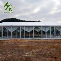 Grand chapiteau personnalisé de 20x50m 1000 tentes de noce pour personnes pour événements avec murs et portes en verre