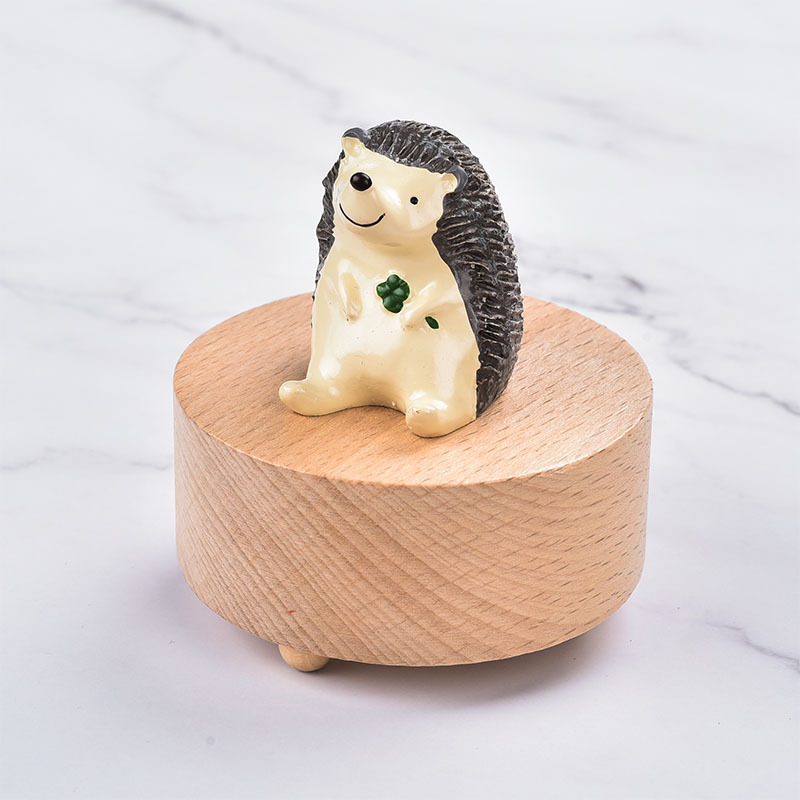 Yellow-Hedgehog (rotation)