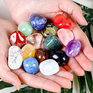 Gravier d'agate naturel coloré 15-25mm <span class=keywords><strong>pierre</strong></span> dégringolée irrégulière avec des formes géométriques de jeu de couleur démagnétisant l'ornement décoratif - Product Image 2