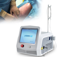 Appareil de traitement des varices des jambes par laser diode à double onde 980 nm + 1470 nm, recommandé par les médecins professionnels.